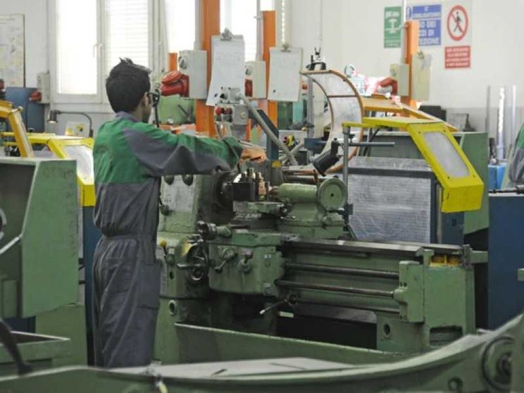 Uno studente su due trova lavoro con la formazione