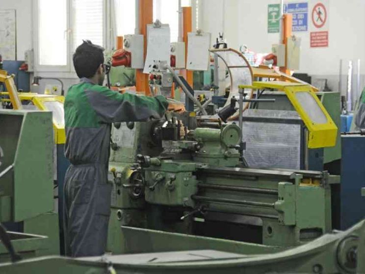 Uno studente su due trova lavoro con la formazione