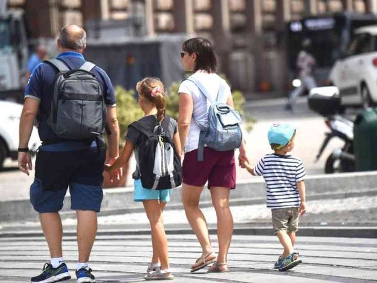 Tra affetti e paure, famiglie in cerca di welfare e lavoro