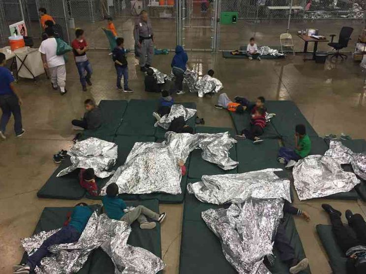 Carcere «lungo» per i bimbi, Trump studia le possibilità