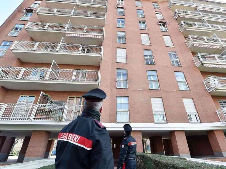 Madre e marito che uccidono: quei drammi della solitudine