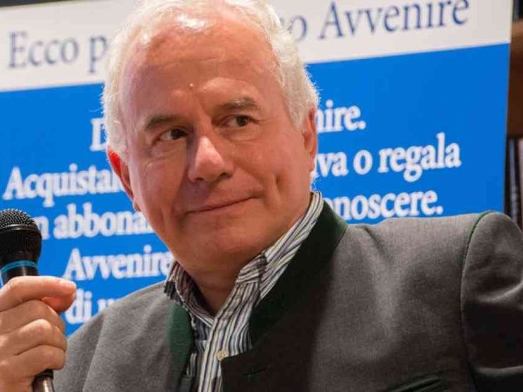 Tarquinio: noi giornalisti, custodi dell'umanità