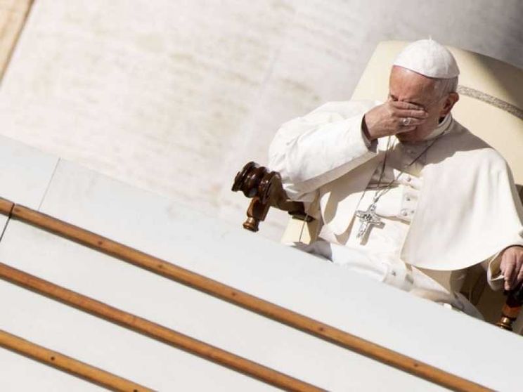 Papa Francesco abolisce il segreto pontificio