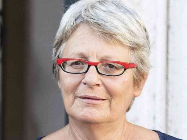 Alla scuola non basta un rimpasto governativo