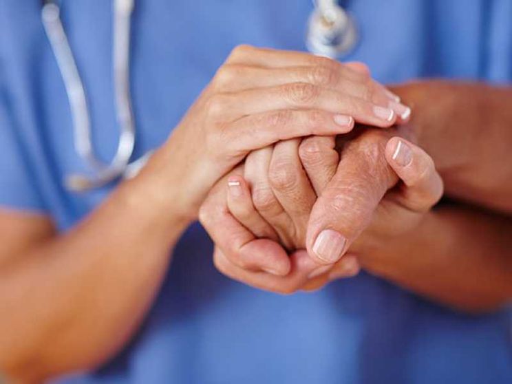 «Medici col Papa al fianco dei pazienti, contro la solitudine»