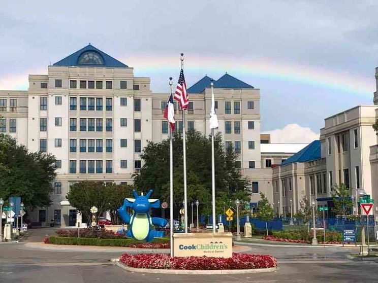 «Staccate la spina alla piccola Tinslee». Ma la Corte sospende la sentenza