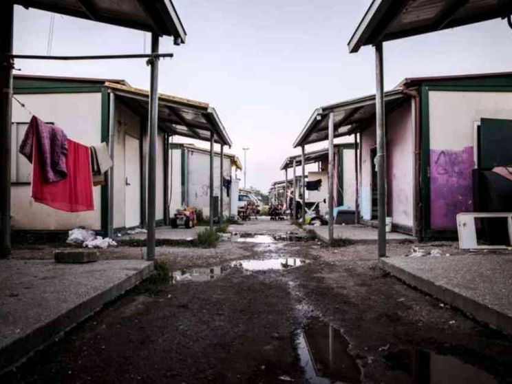 «Piano rom, il fallimento della giunta Raggi»