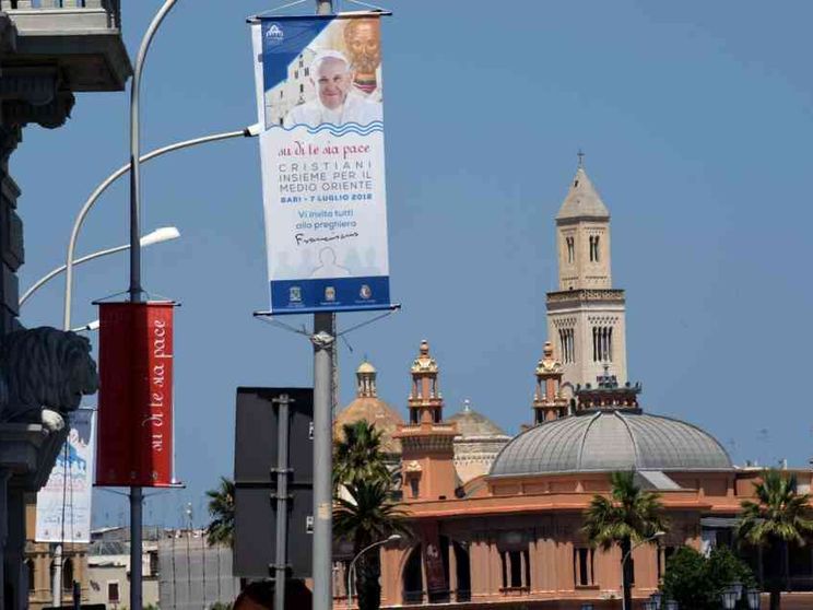 Papa Francesco a Bari, testimone di pace per il Mediterraneo