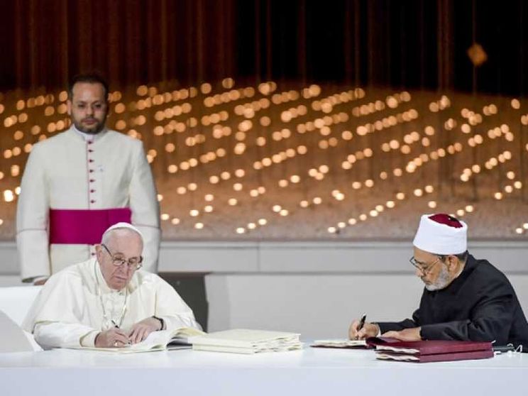 Fratellanza, la via di Abu Dhabi