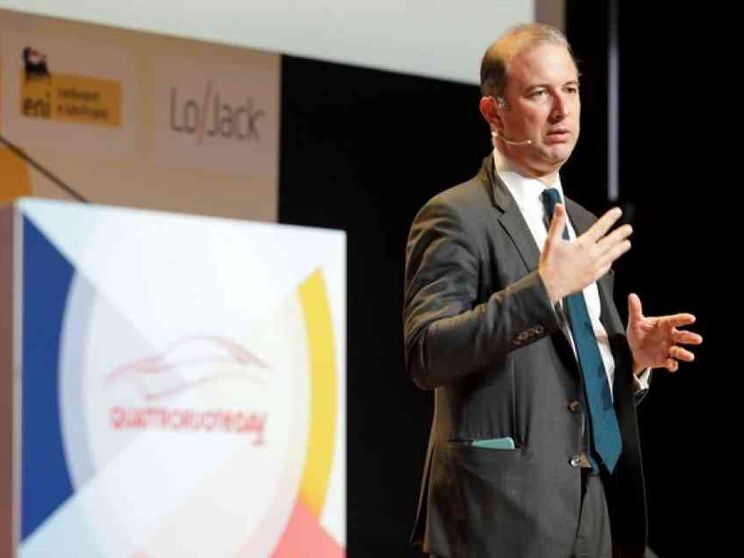 Il futuro “pulito” viaggia su tre ruote: gas e idrogeno oltre all'elettrico