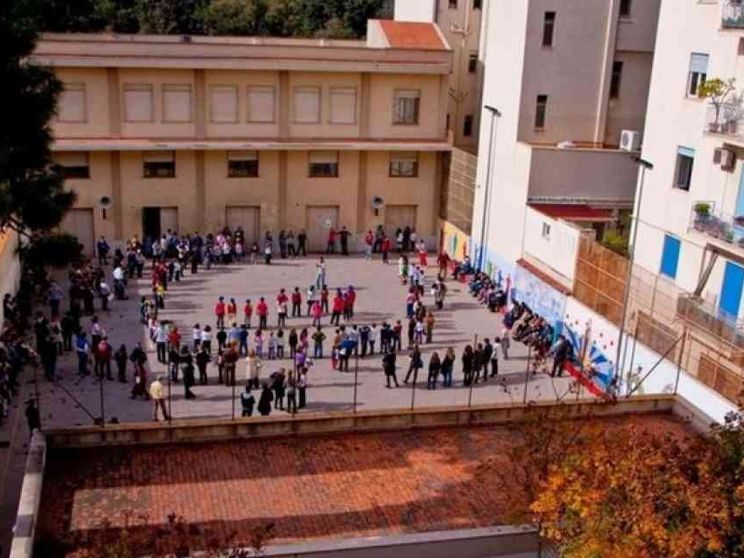 Festa nell'oratorio della discordia. Ma con i bambini senza pallone