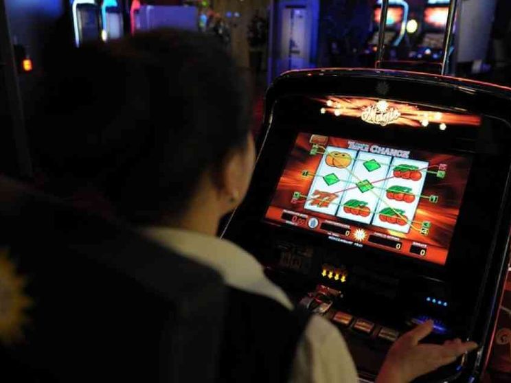 È l'azzardo la vera pandemia: 1.830 euro di spesa pro capite