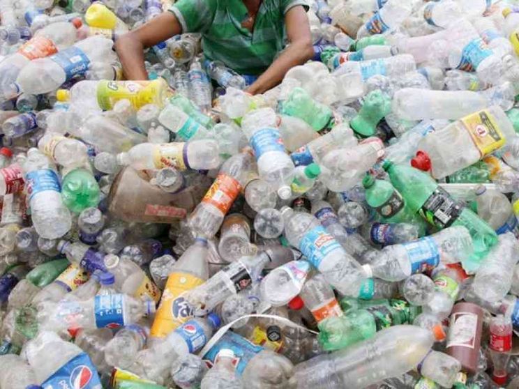 Così la plastica italiana va in discariche illegali nei Paesi poveri
