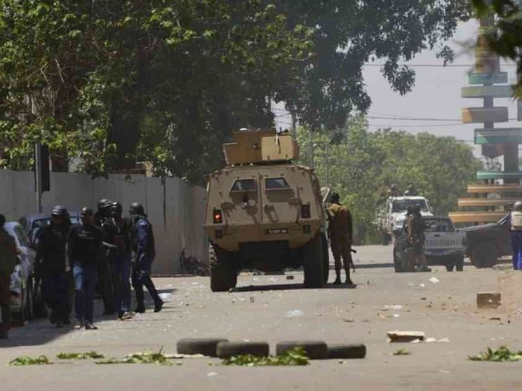 Attaccata una chiesa. Morti e feriti: tra le vittime un pastore