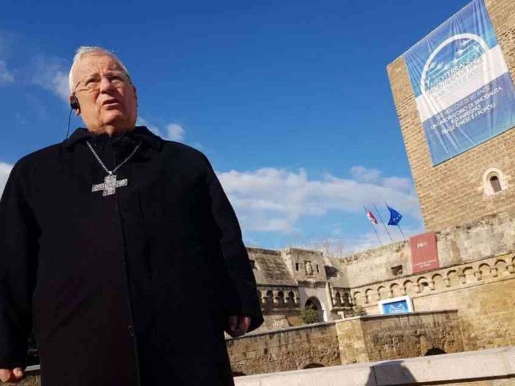 Bassetti: senza cultura dell'incontro solo disordine, povertà e distruzione