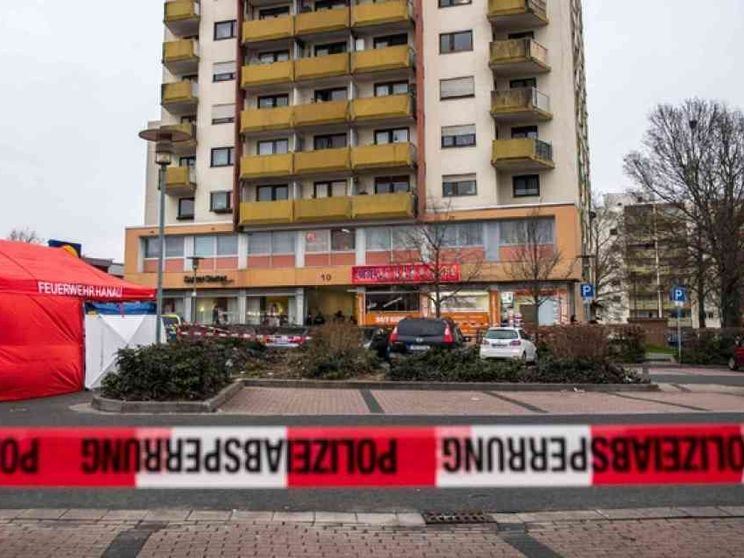 Killer di estrema destra uccide 10 persone e si suicida. «Strage xenofoba»