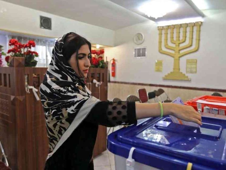 L'astensione batte il regime. La capitale ai conservatori, ma vota solo il 20%