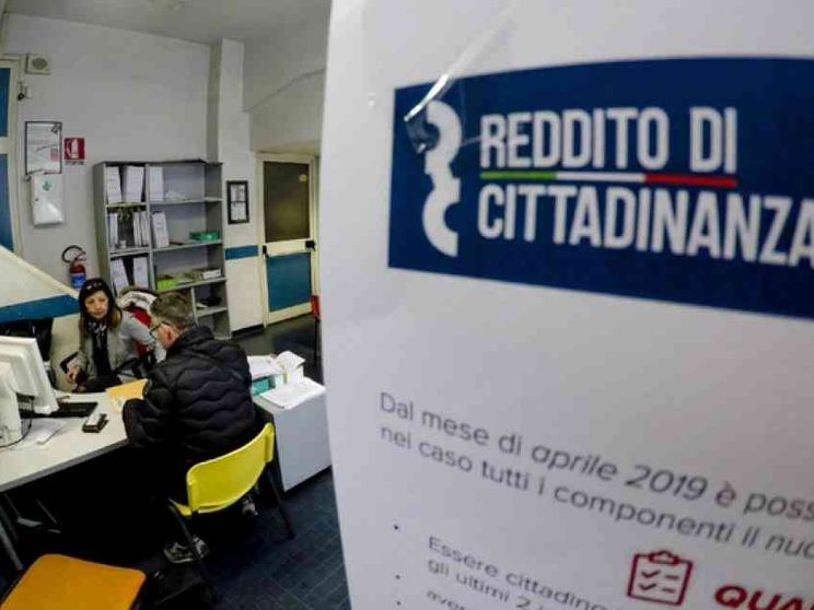 Il Reddito di cittadinanza non va abolito. Ma ecco 6 cose da cambiare