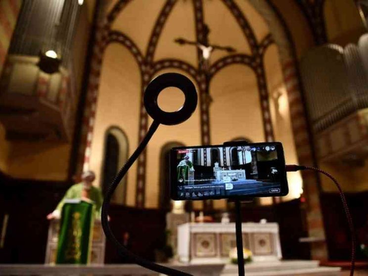 La prima domenica di Quaresima, ecco come "partecipare" alla Messa