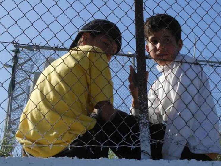 L'appello delle donne: subito corridoi umanitari per i bambini di Samos