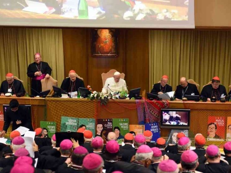 Il Papa indice per il 2022 un Sinodo dei vescovi su Chiesa e sinodalità