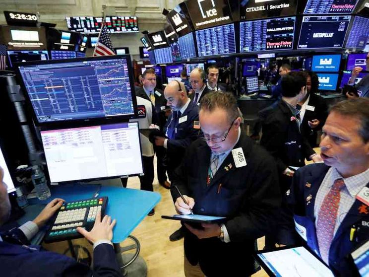 Le Borse franano. Milano -11,2%, il petrolio a 30 dollari