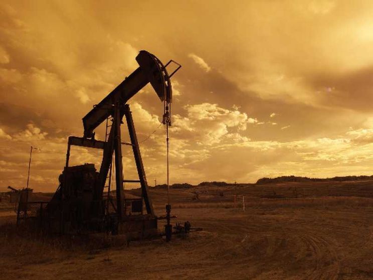 Il mondo inondato di petrolio. Proprio quando ne ha meno bisogno