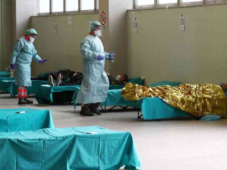 Oms: è pandemia. In Italia 10.590 malati, confini sbarrati