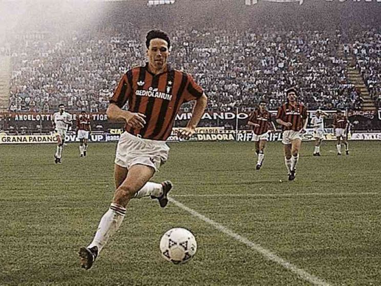 L'autobiografia di Marco Van Basten, il fuoriclasse dalla caviglie d'argilla