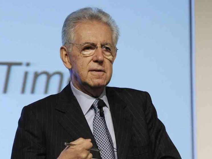 Monti: «Anche questa volta l'Italia si salverà da sé. Lagarde? Imprudente»