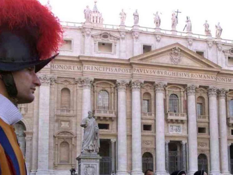 Dal Papa nuova legge sull'ordinamento giudiziario, più indipendenza a toghe