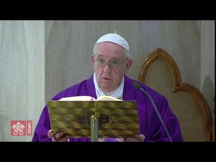 Il Papa prega per quanti sono morti a causa del coronavirus