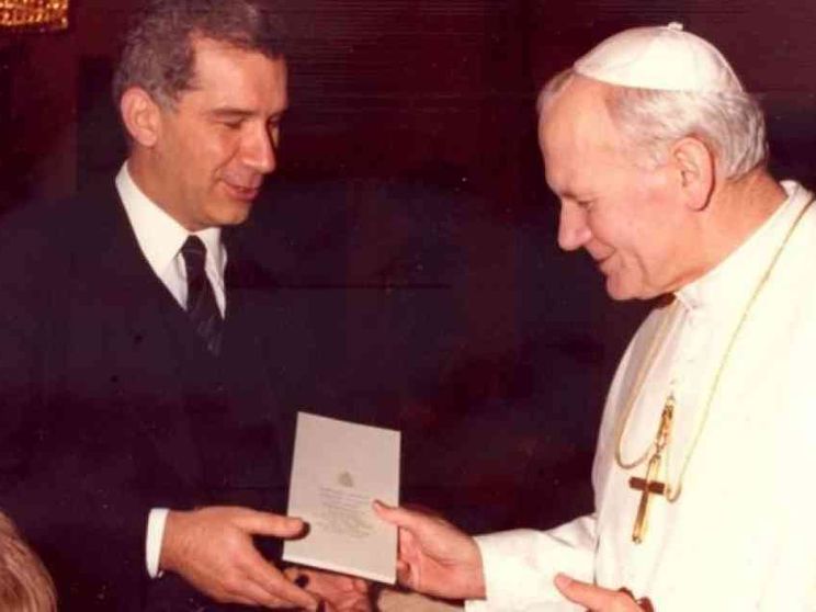 L'addio a Carlo Casini, l'omaggio delle associazioni