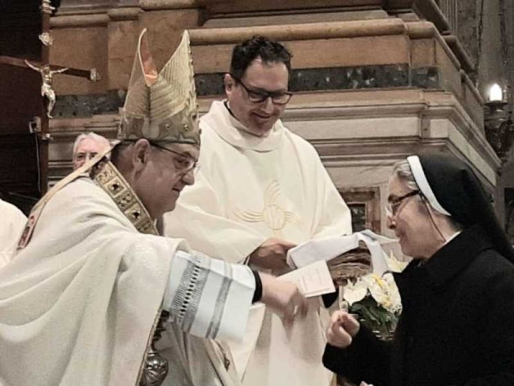 Addio a suor Raffaella Costanzo, segretaria Usmi della Campania