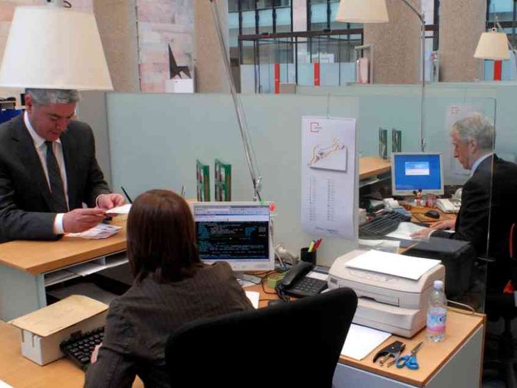 Accredito delle pensioni, banche in fibrillazione