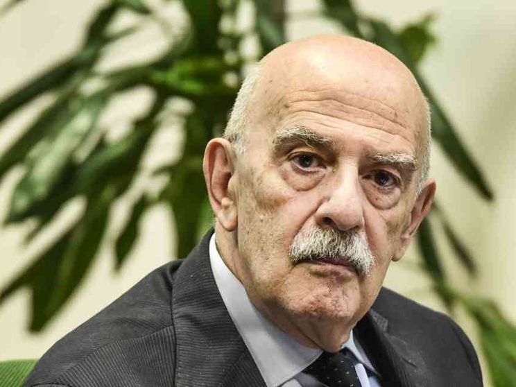 Blangiardo (Istat): nel 2019 a marzo 15mila morti per polmoniti varie