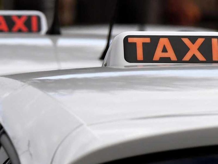 Taxi disponibili. Ma senza clienti