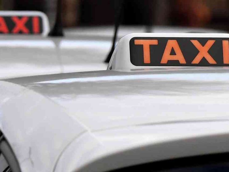 Taxi disponibili. Ma senza clienti