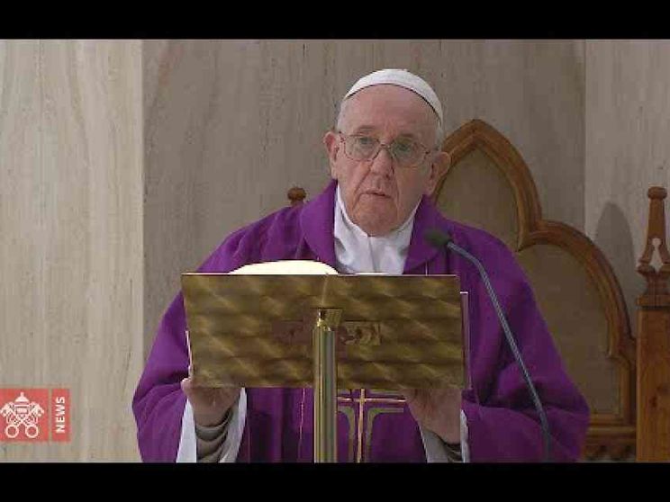 Il Papa prega per gli innocenti che subiscono sentenze ingiuste