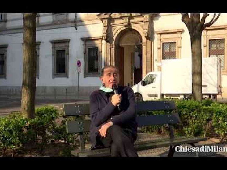 La "benedizione del mendicante" agli studenti universitari