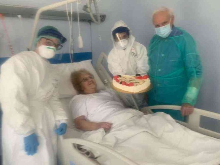 Umberto e Maria, festa a sorpresa in corsia per i 56 anni di nozze