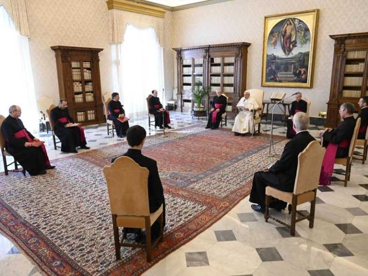 Papa Francesco: "La Pasqua ci dice che tutto andrà bene"
