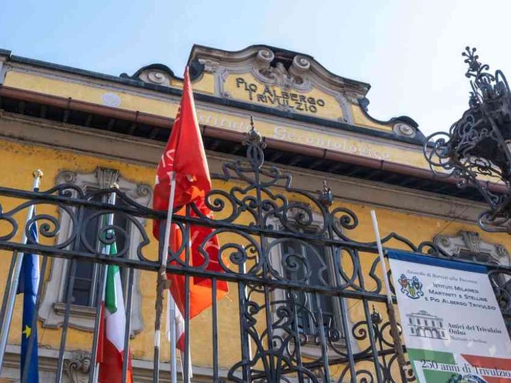 Indagini sui morti nelle case di riposo a Milano, primo avviso di garanzia