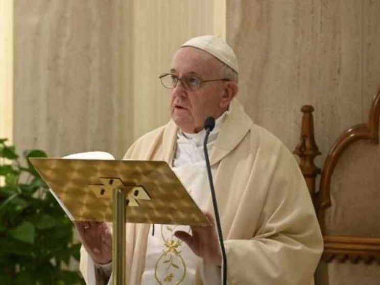 Il Papa: si trovino soluzioni a favore dei popoli, non del denaro