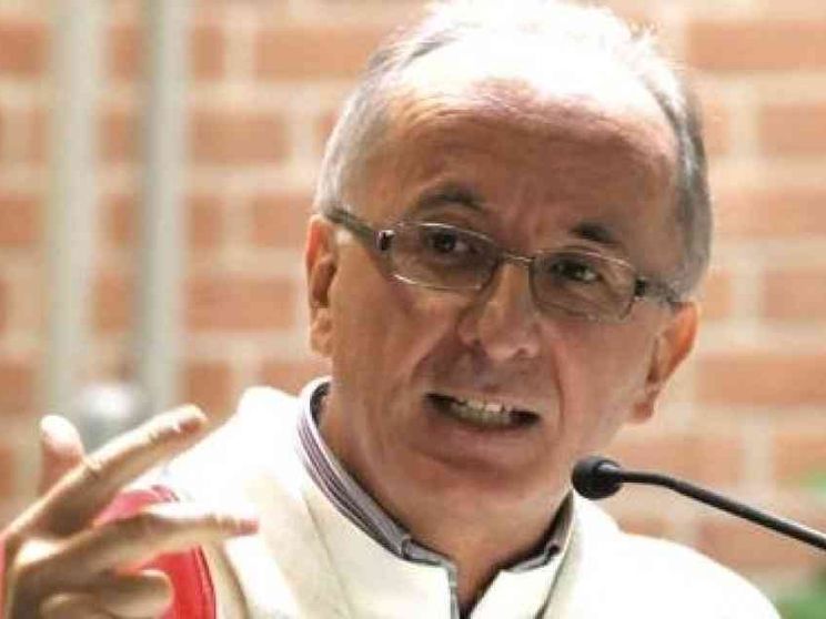 Il vescovo di Pinerolo: respiro da solo, miracolo del Signore e dei medici