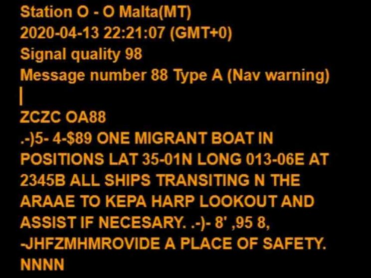 Avvistato il gommone disperso con 55 persone. Ancora nessun intervento