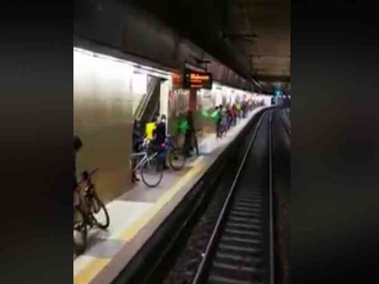 I rider: «Al lavoro senza sicurezza». Interviene il Comune di Milano