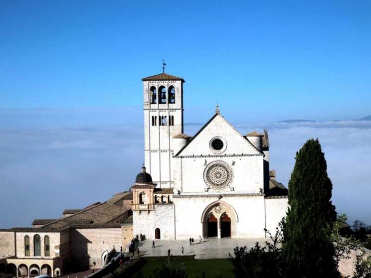 Assisi, il Sacro Convento scommette su fra' Sole