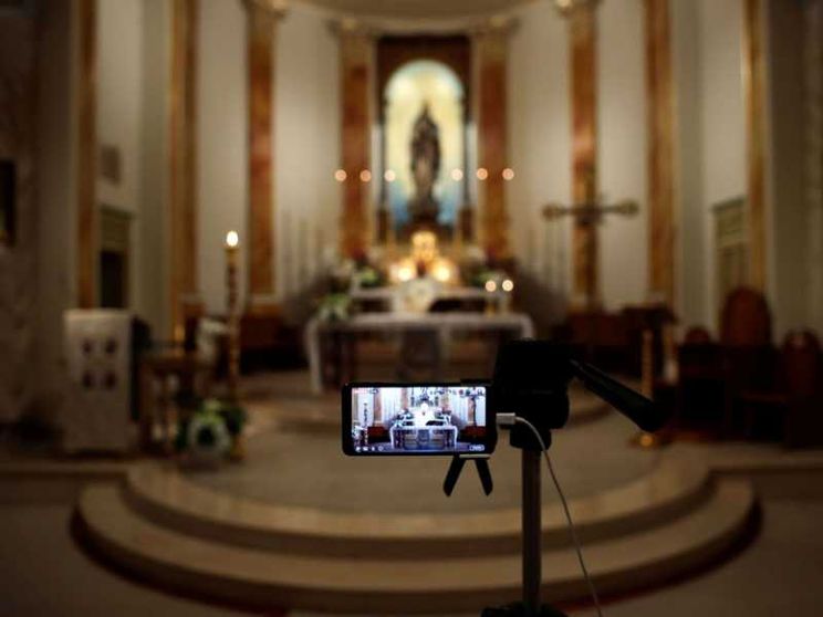 Le dirette delle Messe nella Domenica della Divina Misericordia