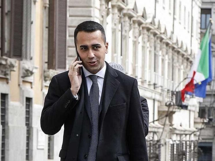 Di Maio: "Basta liti sul Mes. Ora tutti con Conte"